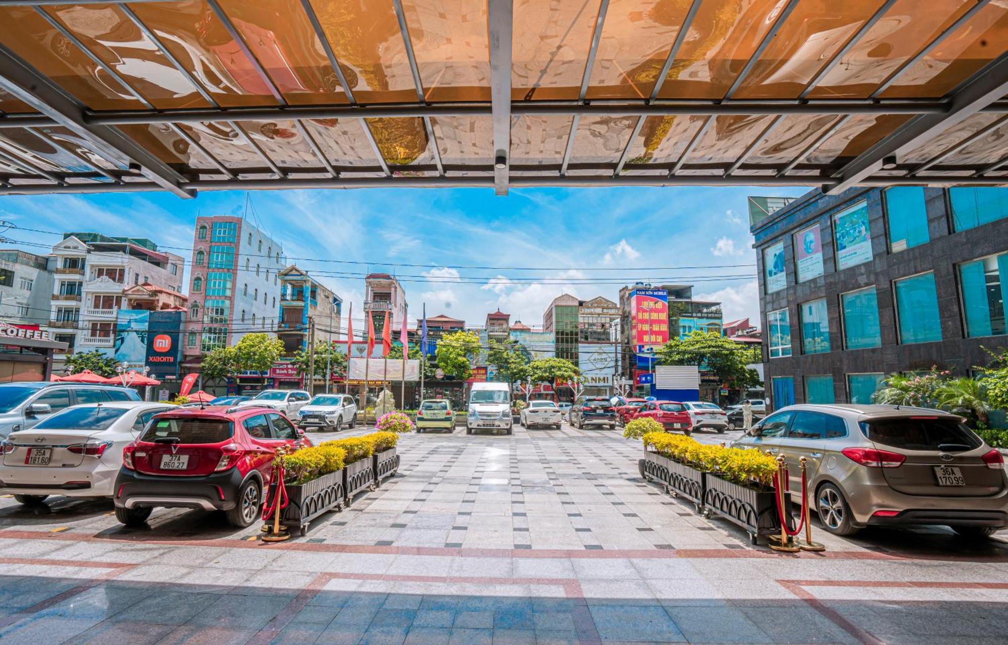 The Vissai Hotel Ninh Binh Exterior foto